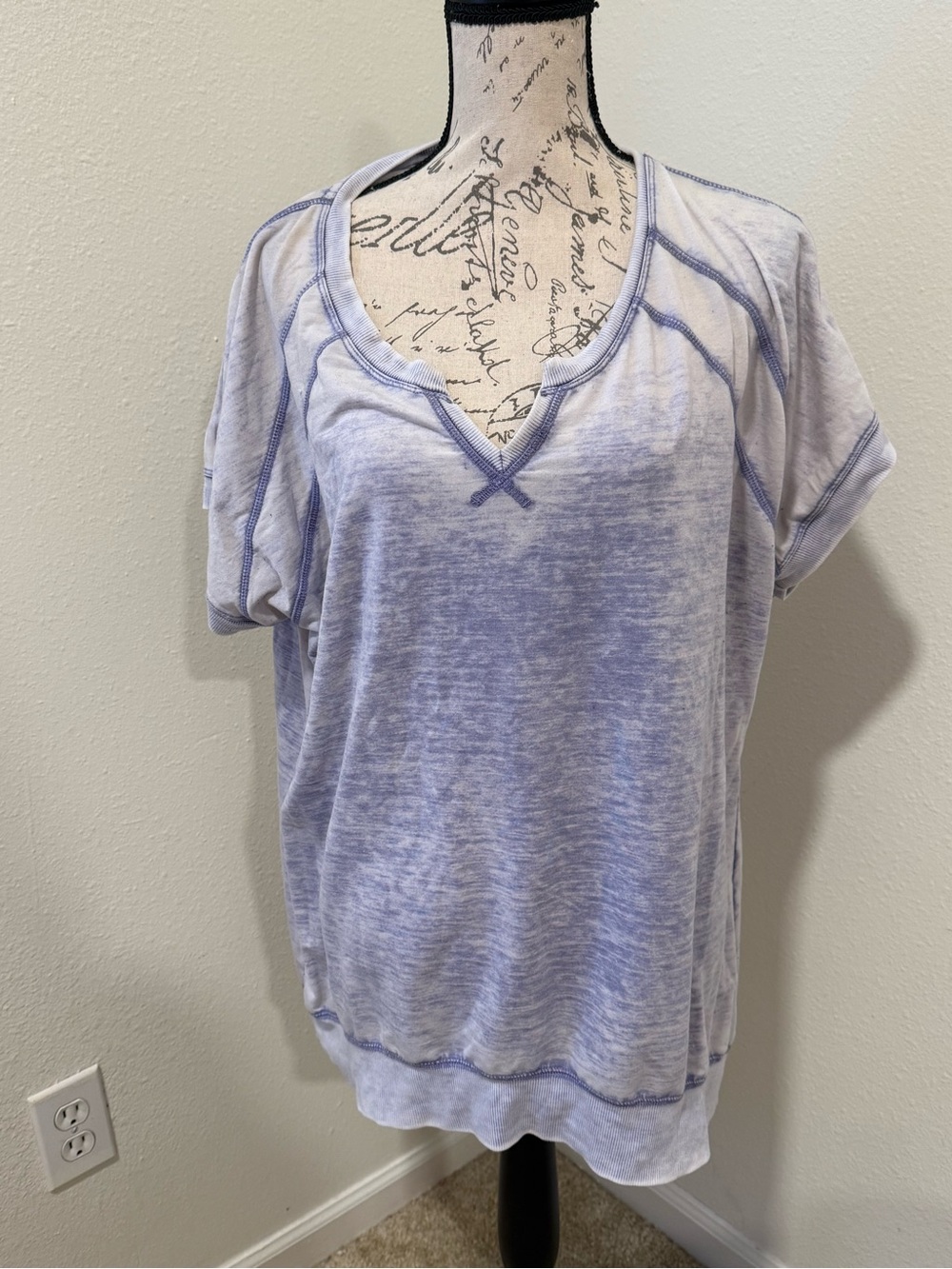Light purple Women's V-Neck Short Sleeve Top
